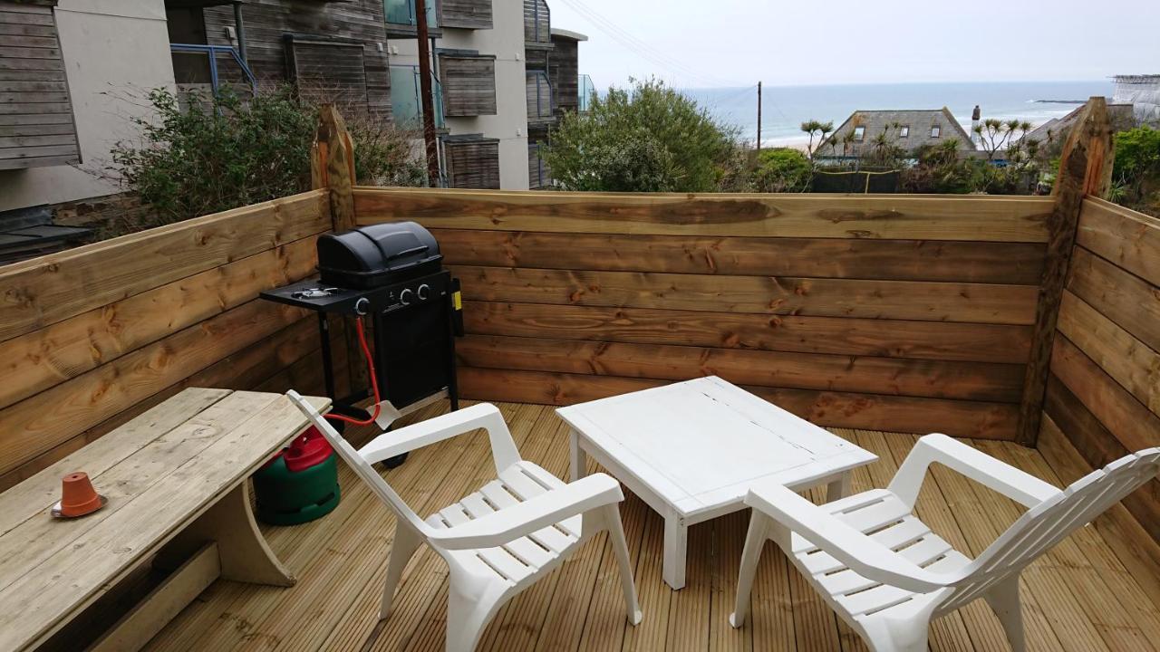 Surf Lookout - King Size En-Suite With Sea Views Newquay  Exterior photo